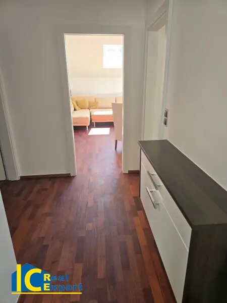 Blick ins Wohnzimmer