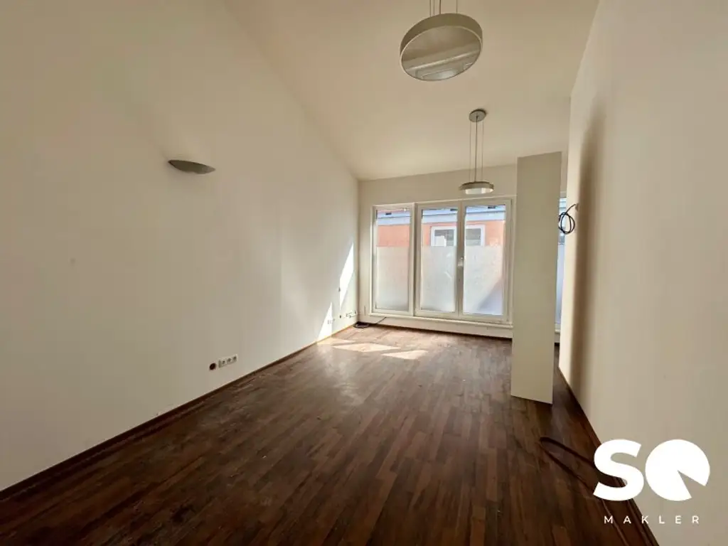 #SQ - BÜRO/ PRAXIS - HOFGEBÄUDE NÄHE ERZHERZOG-KARL-STRASSE!