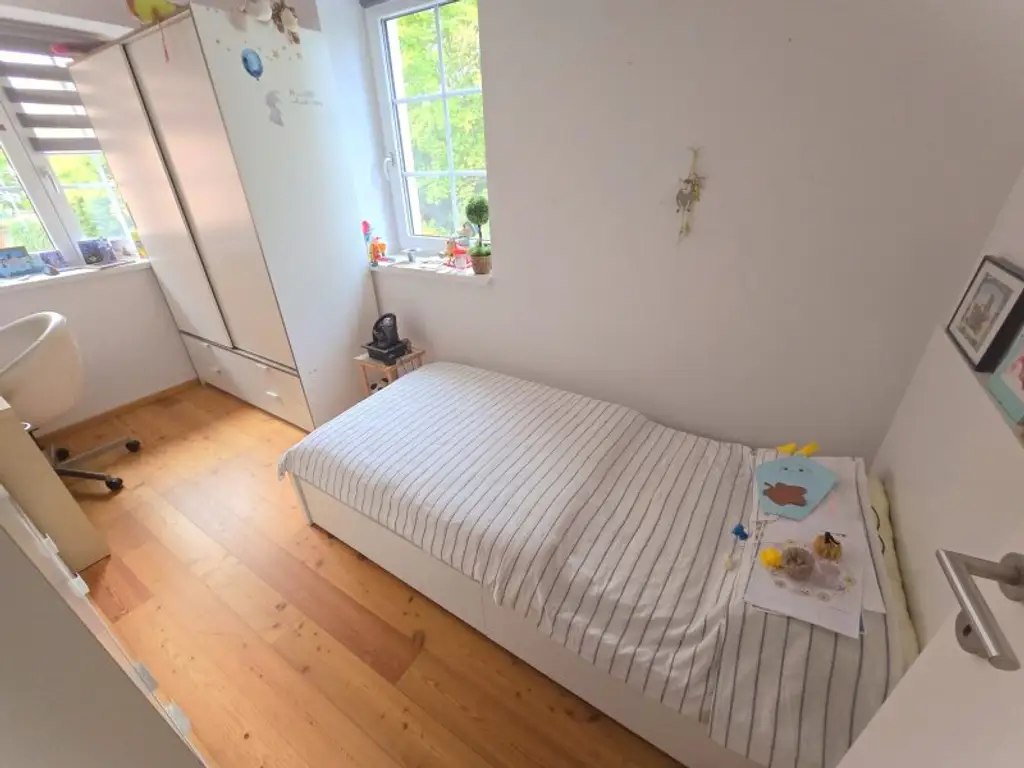 + Ideal für Jung und Alt + leicht leistbares, Neuwertiges und lichtudruchflutetes Reiheneckhaus in Guntersdorf: 3 Zimmer, Garten & Terrasse, Küche, 2 Bäder und 2 Abstellräume für 199.000 €! +