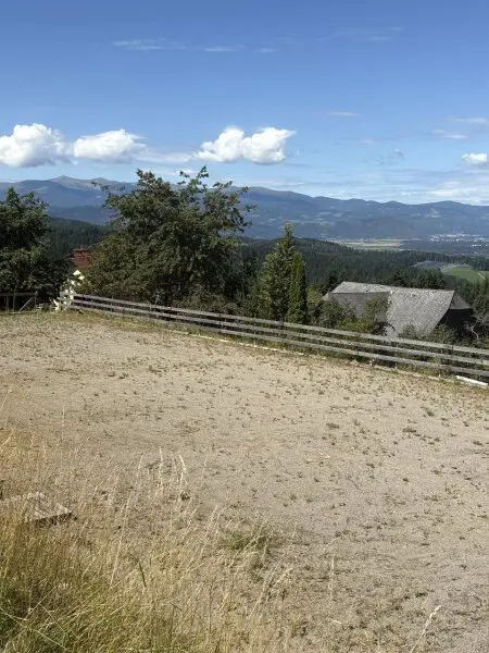 10 ha Pferde-/Bauernhof mit Panoramalage