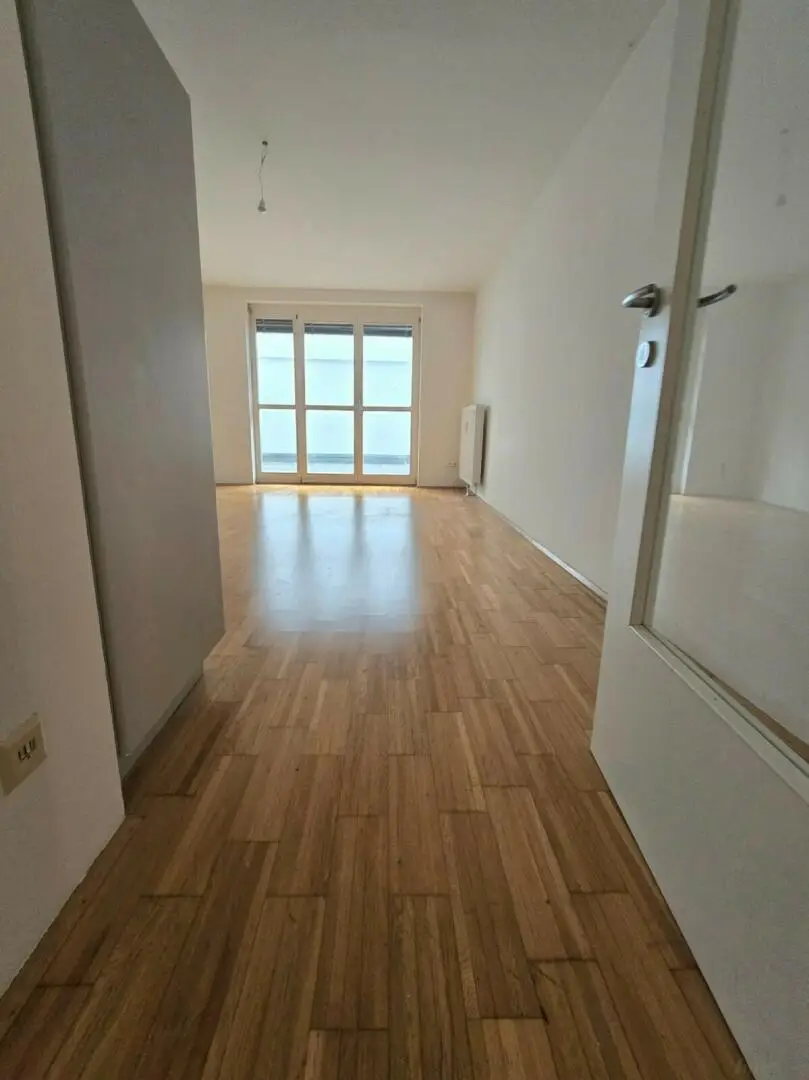 Nette Kleinwohnung für Singles – Terrasse - Jakomini - ab sofort verfügbar!