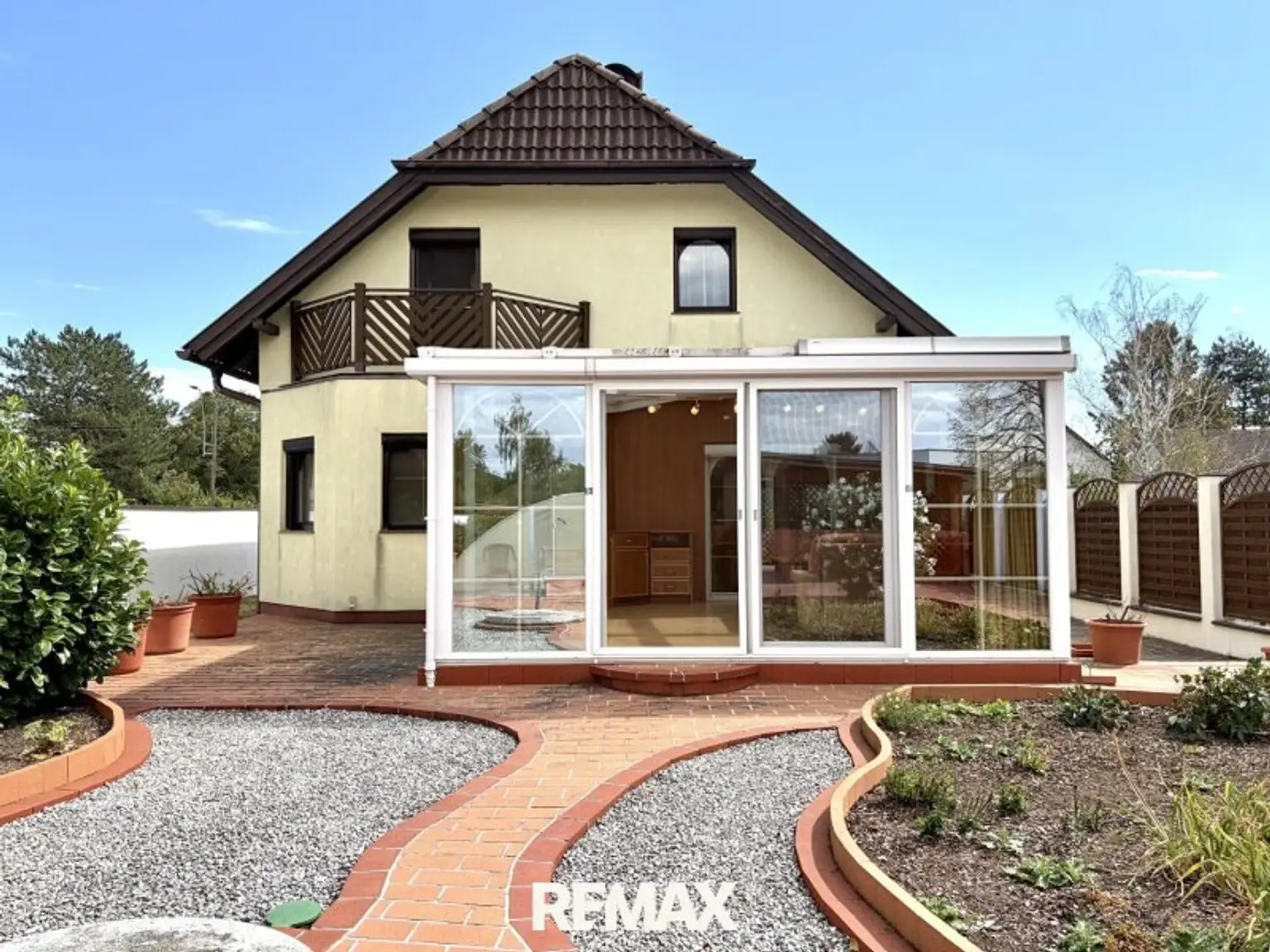1 HAUS