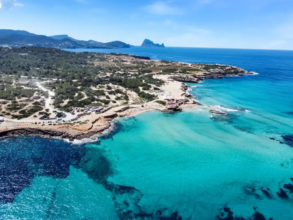 Luxus-Apartment direkt am Strand auf Ibiza