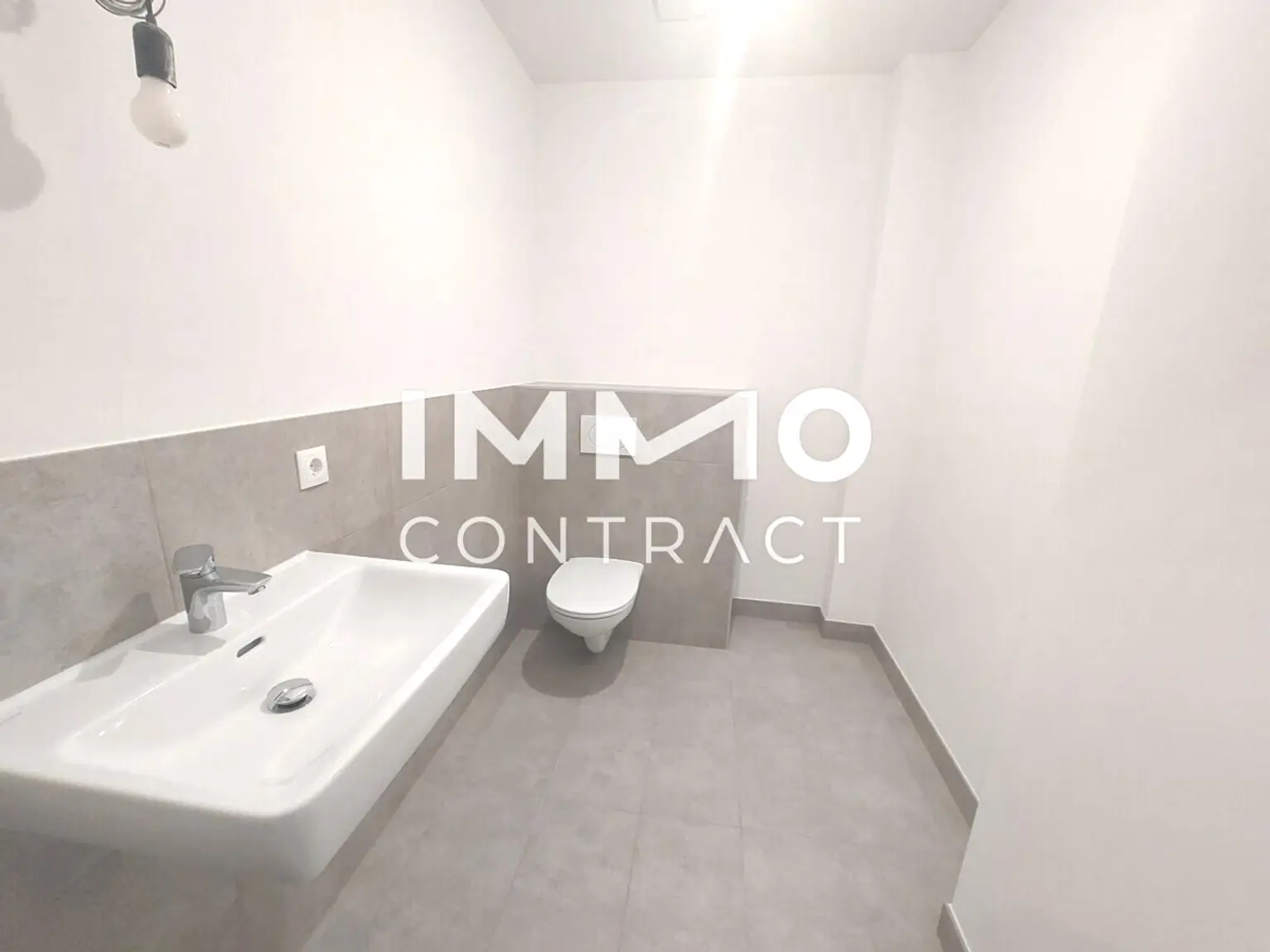 Unbefristete Vermietung. Geschäftslokal. Erstbezug nach Komplettrenovierung in der Hütteldorfer Straße,