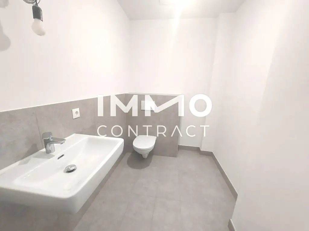 Unbefristete Vermietung. Geschäftslokal. Erstbezug nach Komplettrenovierung in der Hütteldorfer Straße,