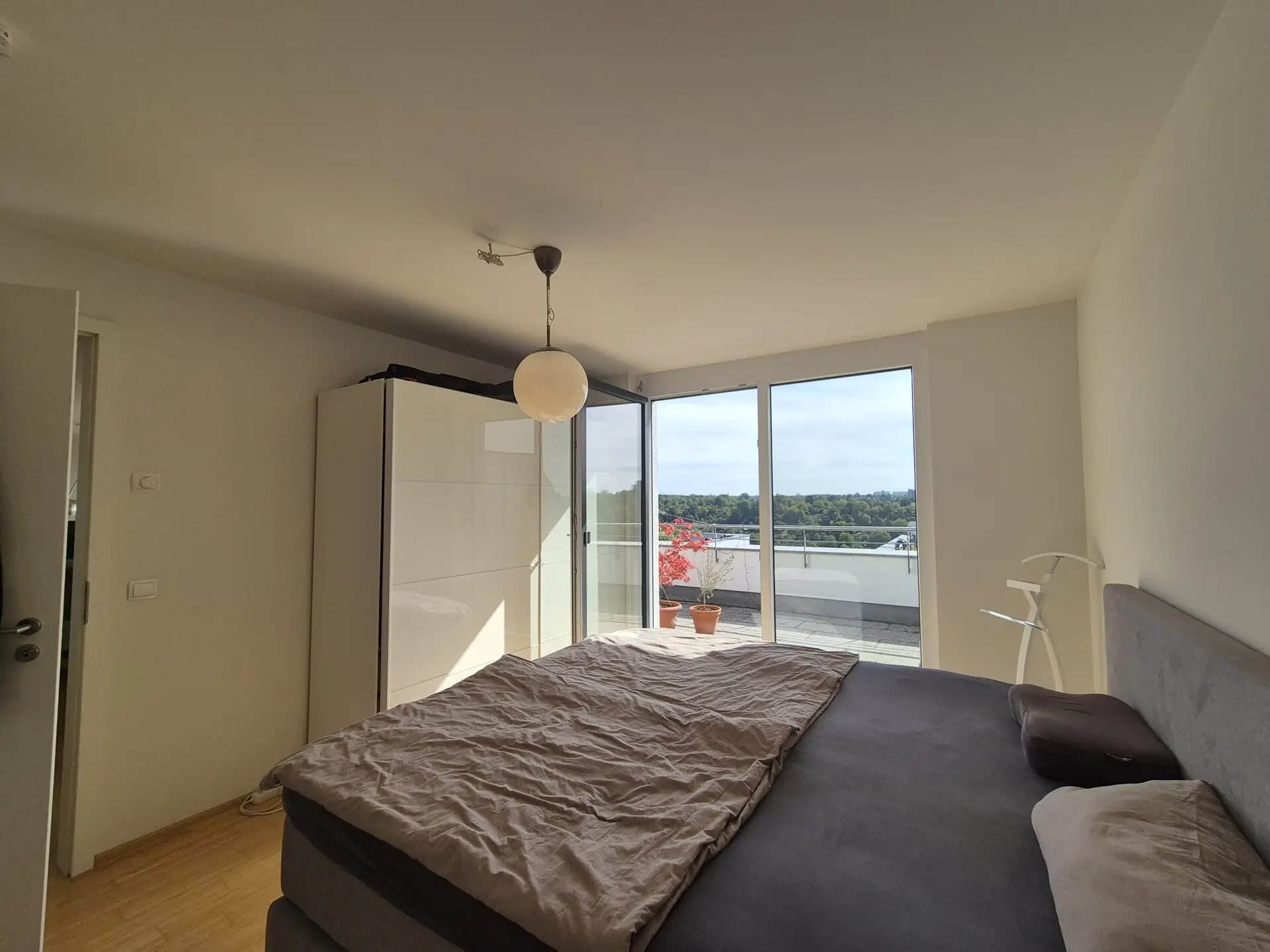 Schlafzimmer Ansicht 2