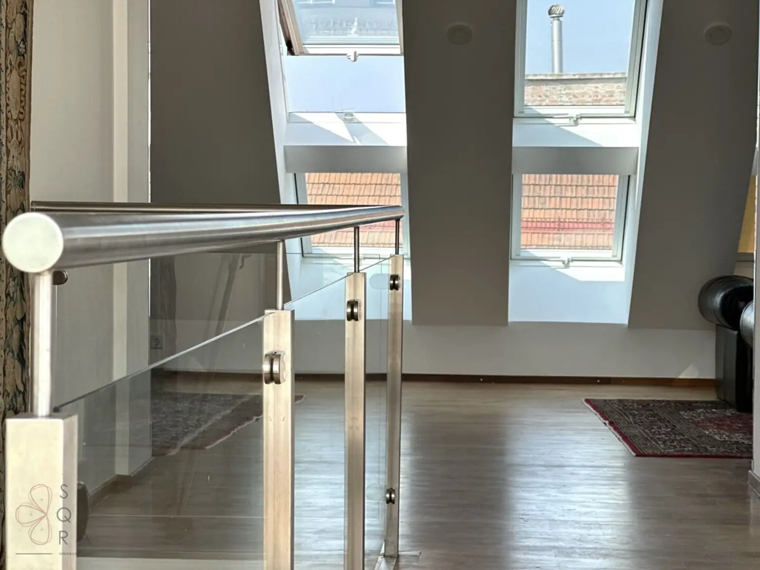 PANORAMA-DACHTERRASSE - EXKLUSIVE DACHGESCHOSSWOHNUNG AUF ZWEI EBENEN