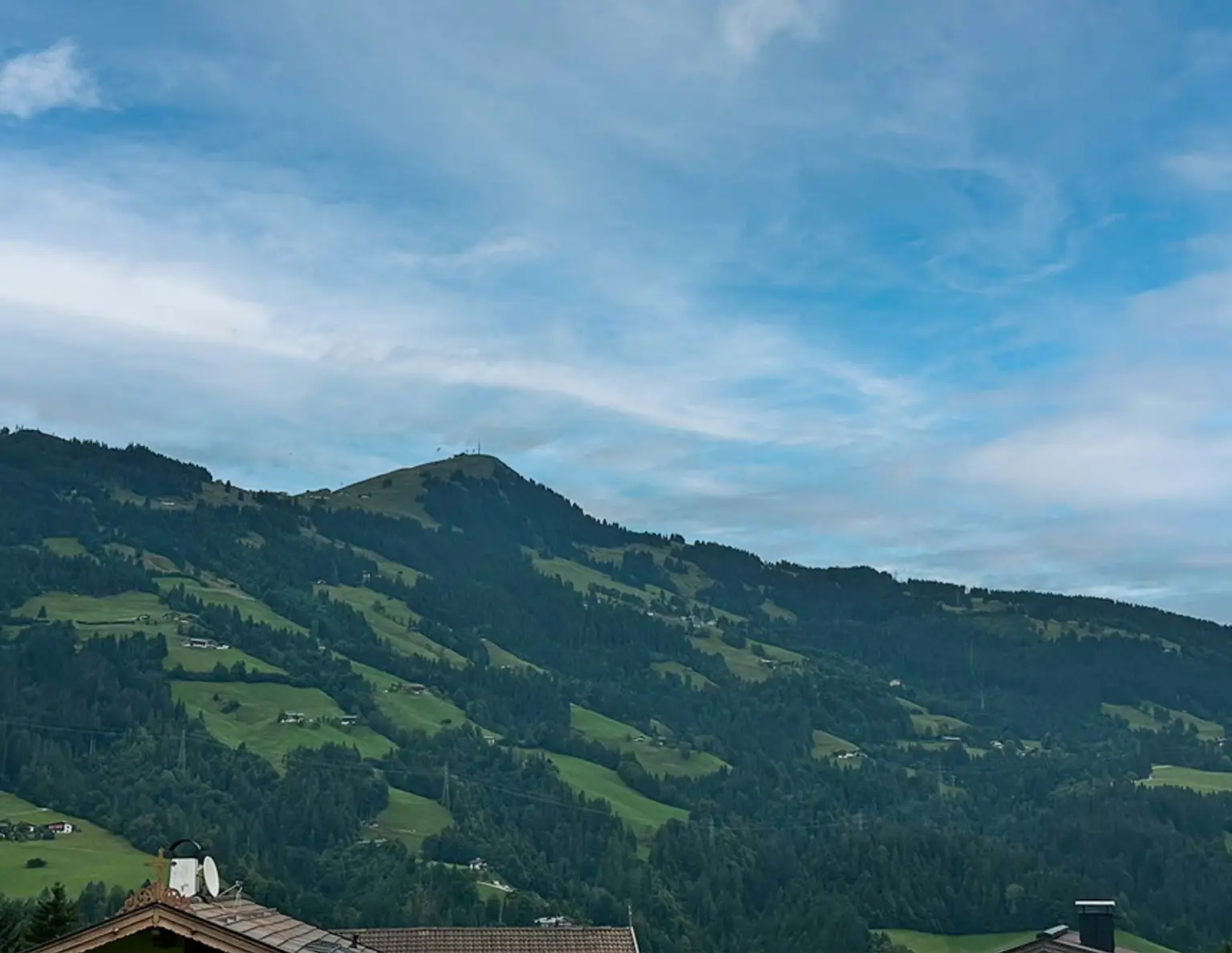 Sonnenverwöhntes Grundstück mit Blick zur Hohen Salve und genehmigter Projektierung
