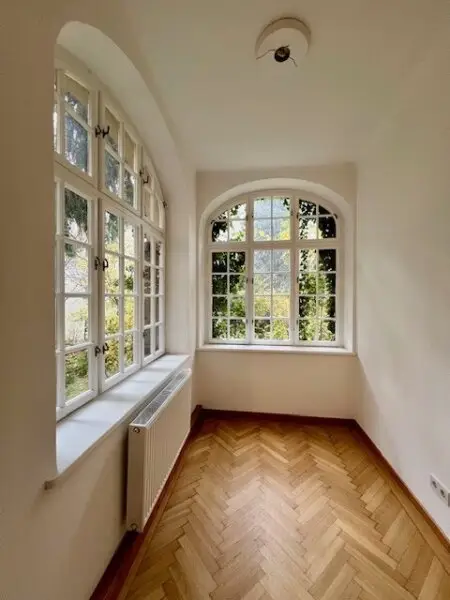 Gersthof /Pötzleinsdorf - charmante Altbauwohnung, 94m2 mit Balkon, Grünblick & Gartenidylle mitten in der Stadt!