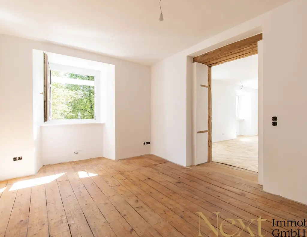 ERSTBEZUG nach Sanierung! Charmante 4-Zimmer-Wohnung mit 2 Bädern im Painherrnhof in Leonding zu vermieten!