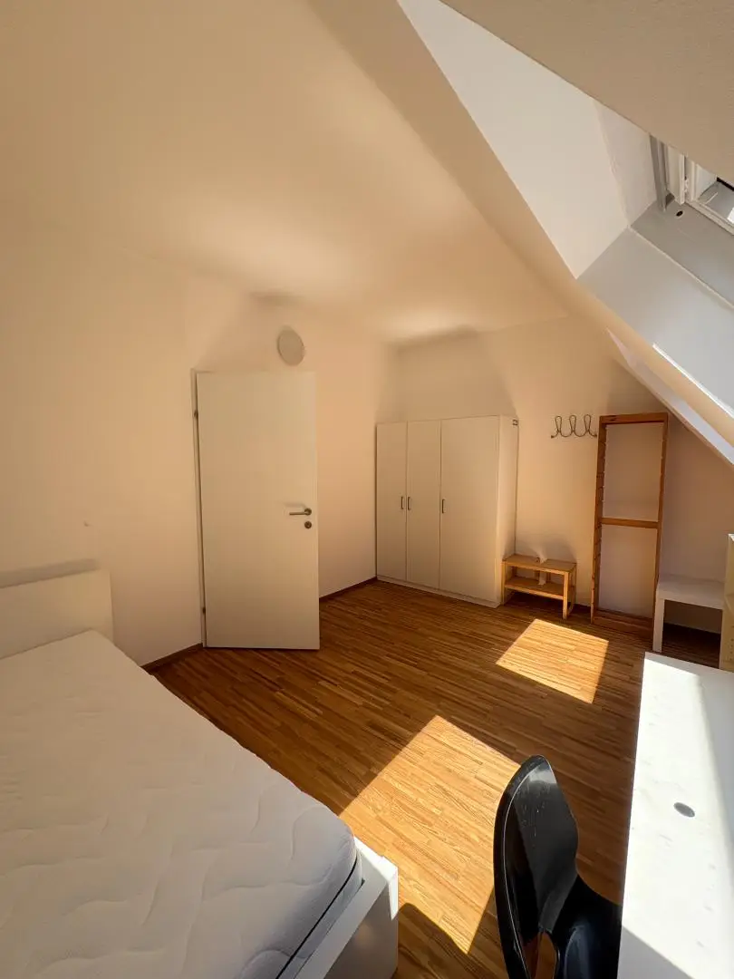 Zimmer 1