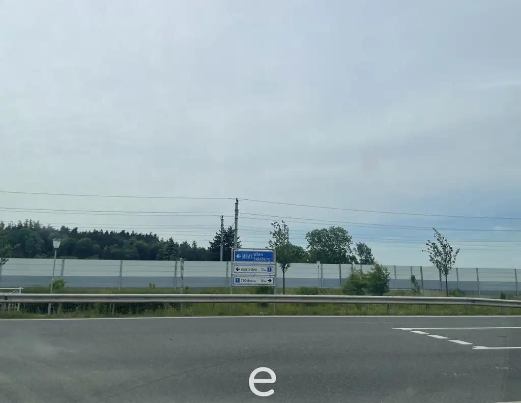 Gewerbegrundstück (BK VIII) direkt an der A1-Abfahrt Amstetten OST!