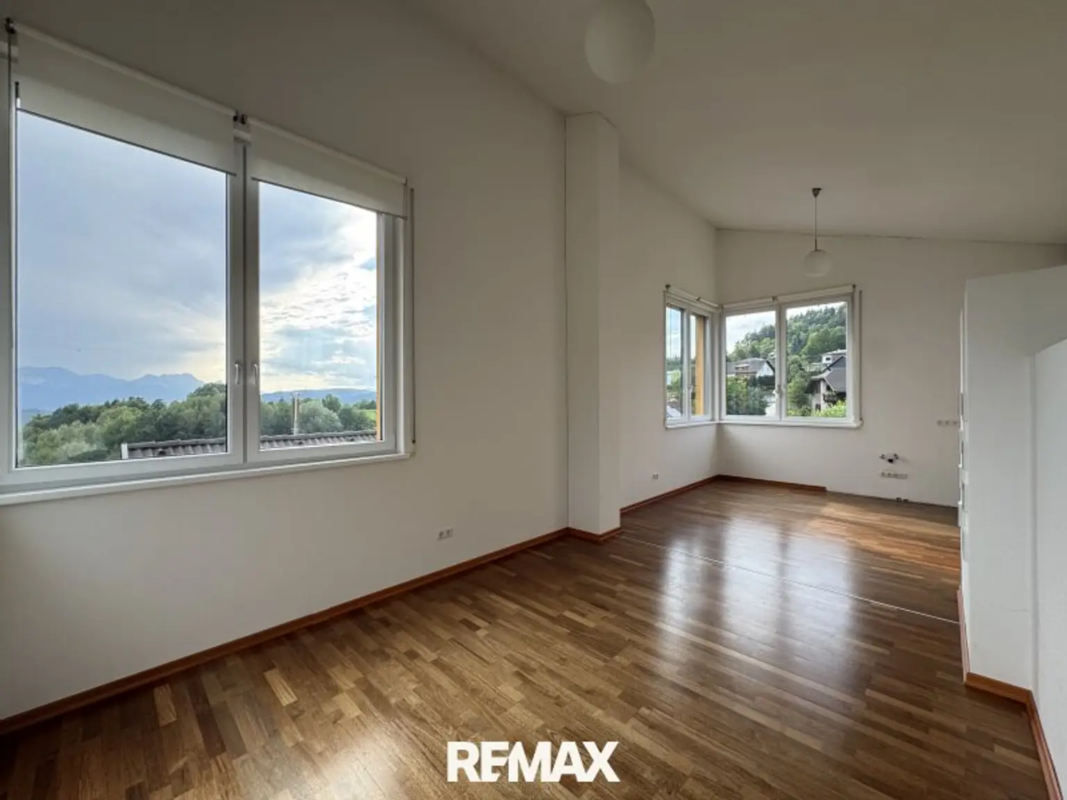 Büro/Schlafzimmer