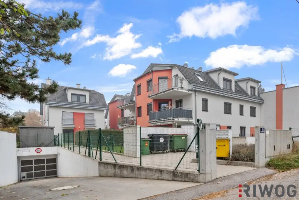 Effiziente aber Großzügige Gartenwohnung mit ca. 200 m² Garten, Luxus Küche mit Gaggenau Geräte und in ruhige Lage aber nähe U-Bahn