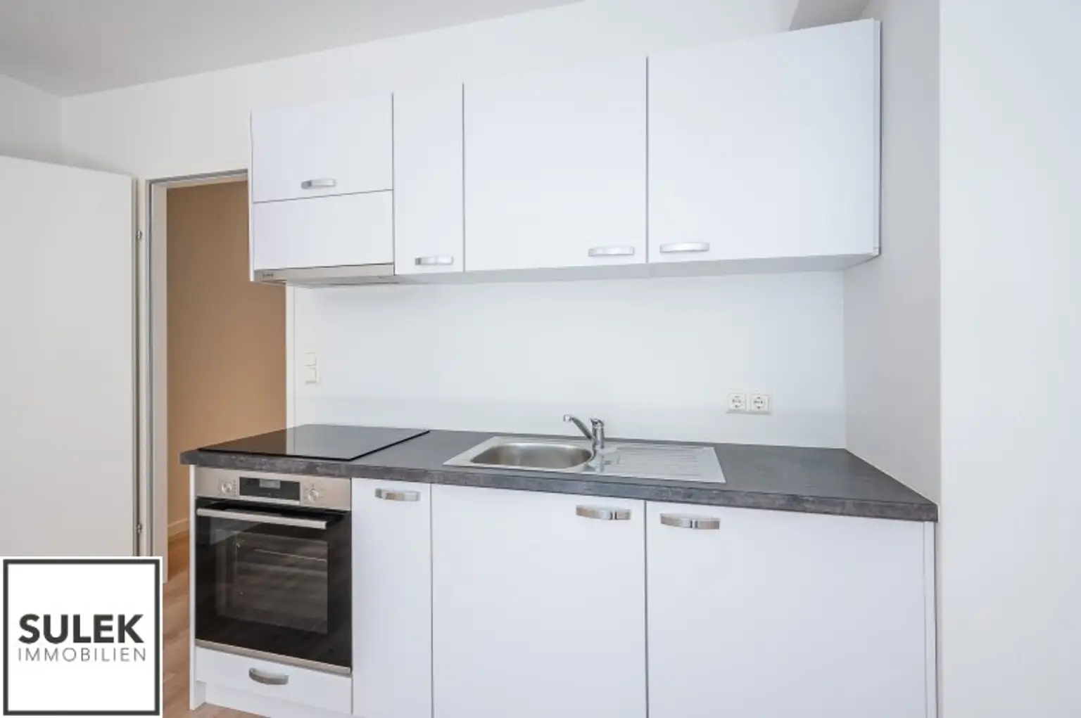 Gut geschnittene, hofseitige Kleinwohnung mit separater Küche & Abstellraum in U-Bahn-Nähe (U4/U6 Längenfeldgasse)