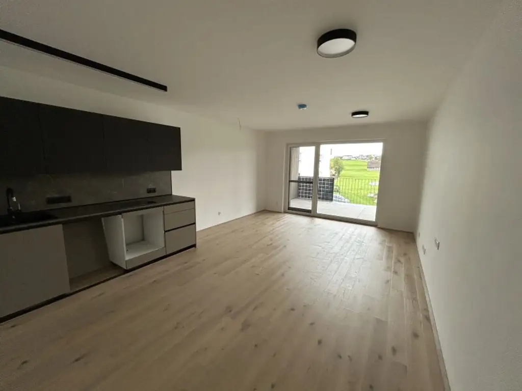 Superkompakte Terrassenwohnung - 1. Monat MIETFREI | Erstbezug | Grünblick