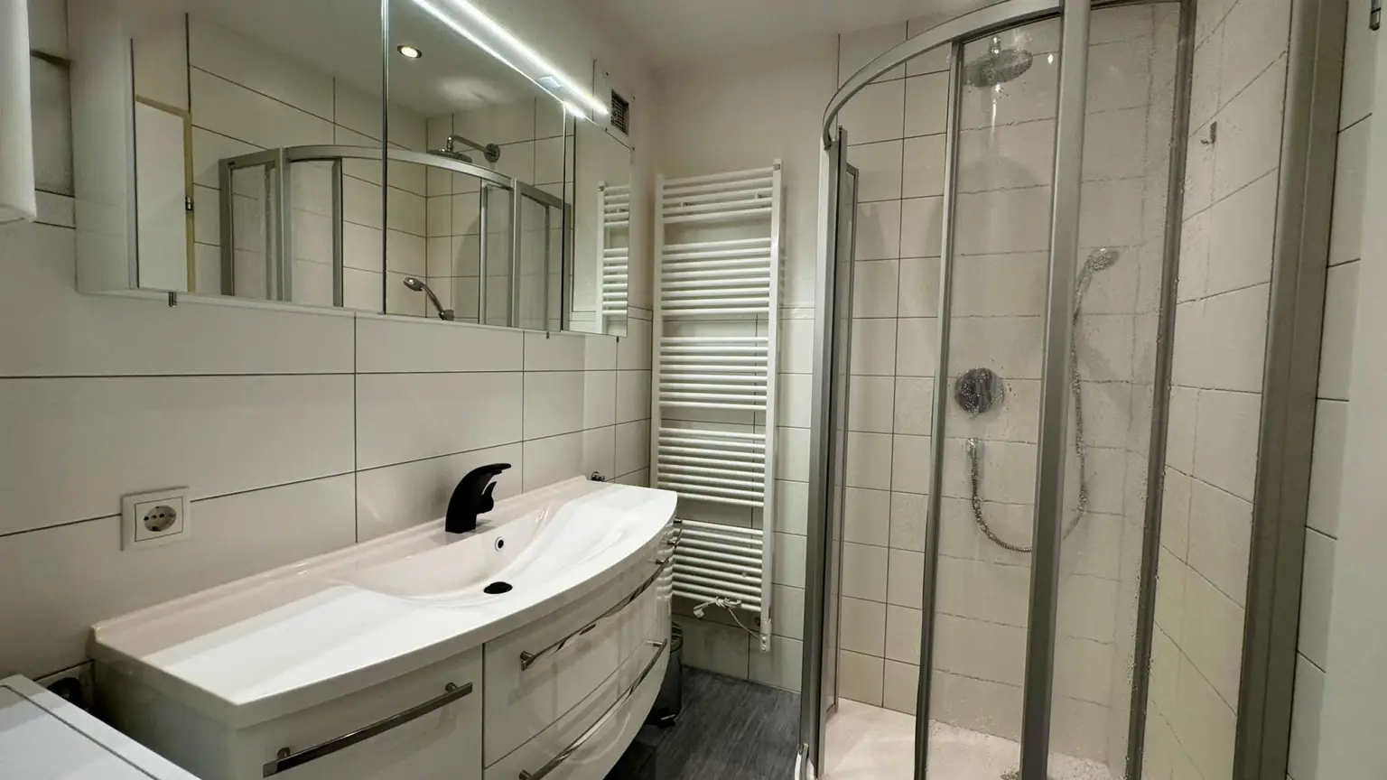 Bad Dusche