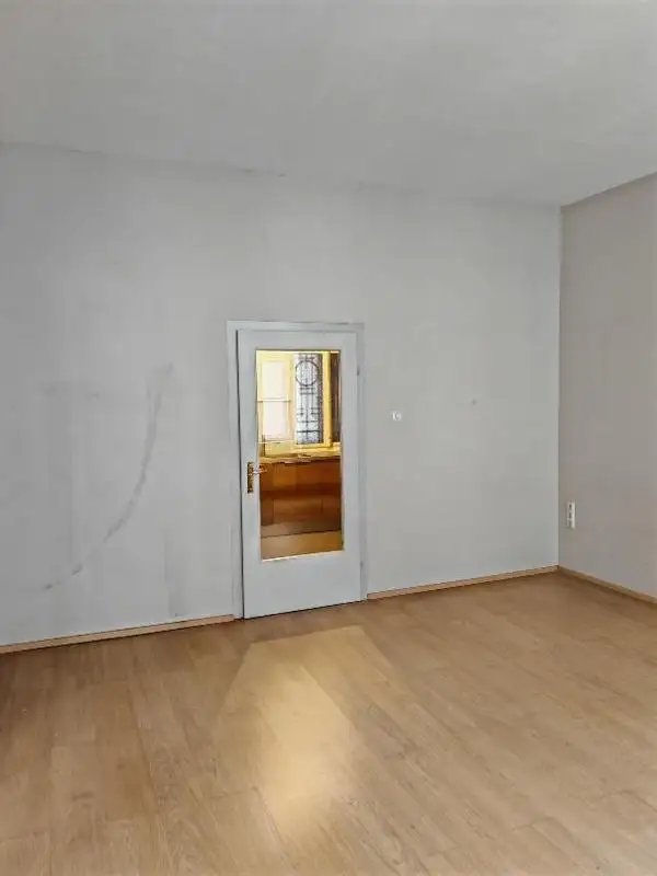 Großzügige, ruhige Altbauwohnung mit Gartenmitbenützung nähe Praterstern