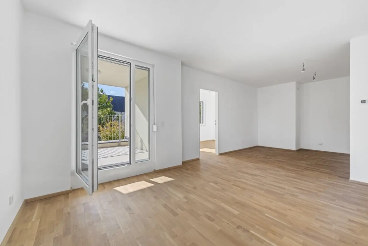 Familienfreundliche 4-Zimmer Wohnung mit Balkon an der Lobau!