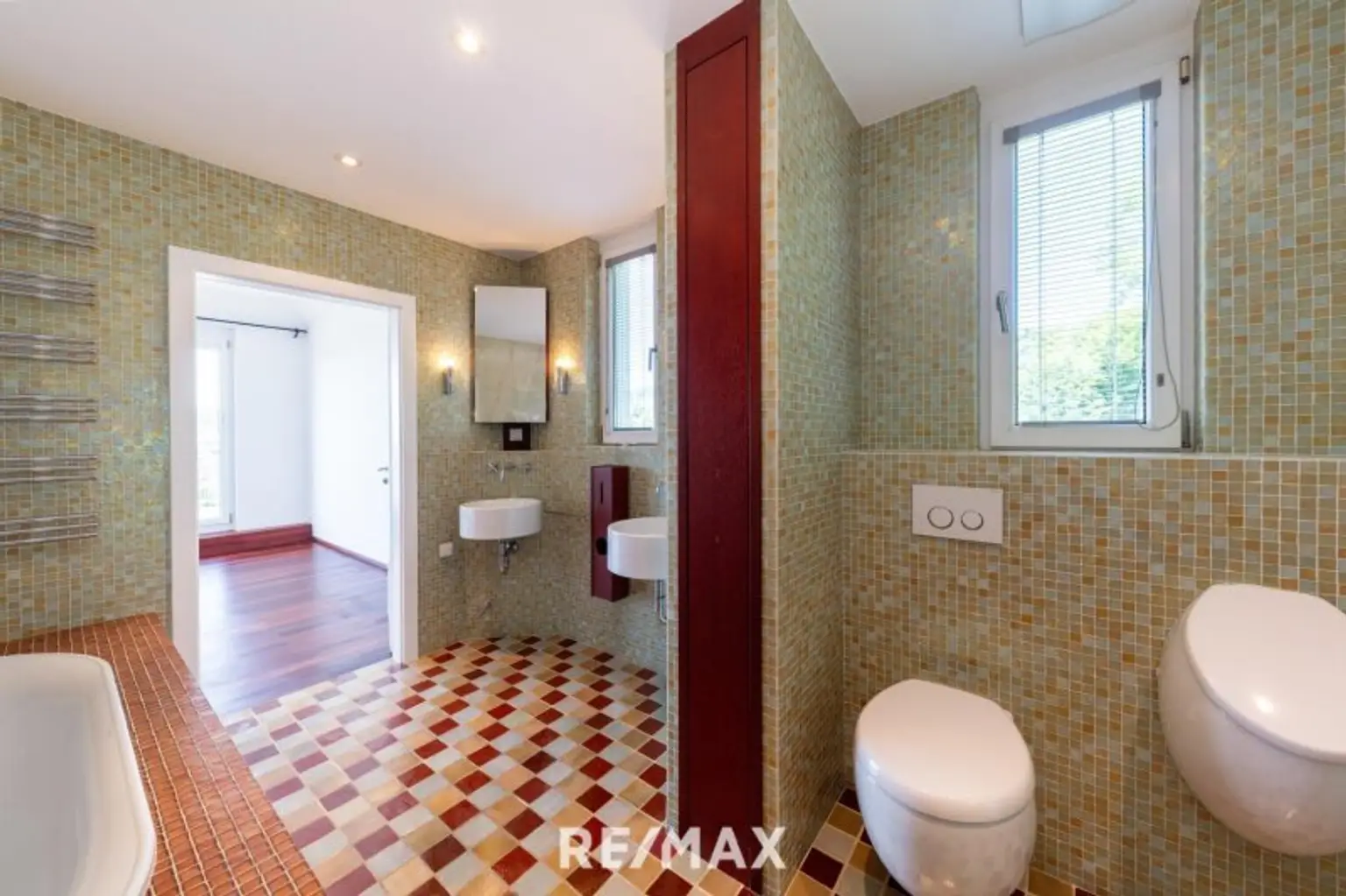 SCHAFBERG | PENTHOUSE | TERRASSEN UND DACHGARTEN | POOL | FERNBLICK