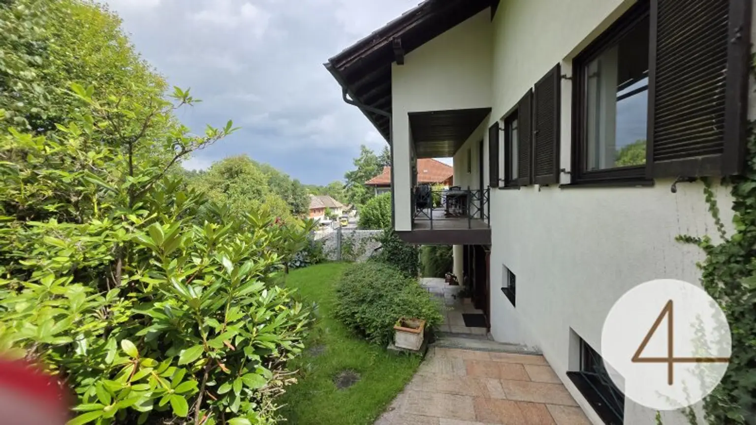 Exklusives Wohnhaus mit Pool, PV-Anlage & Traumgarten!