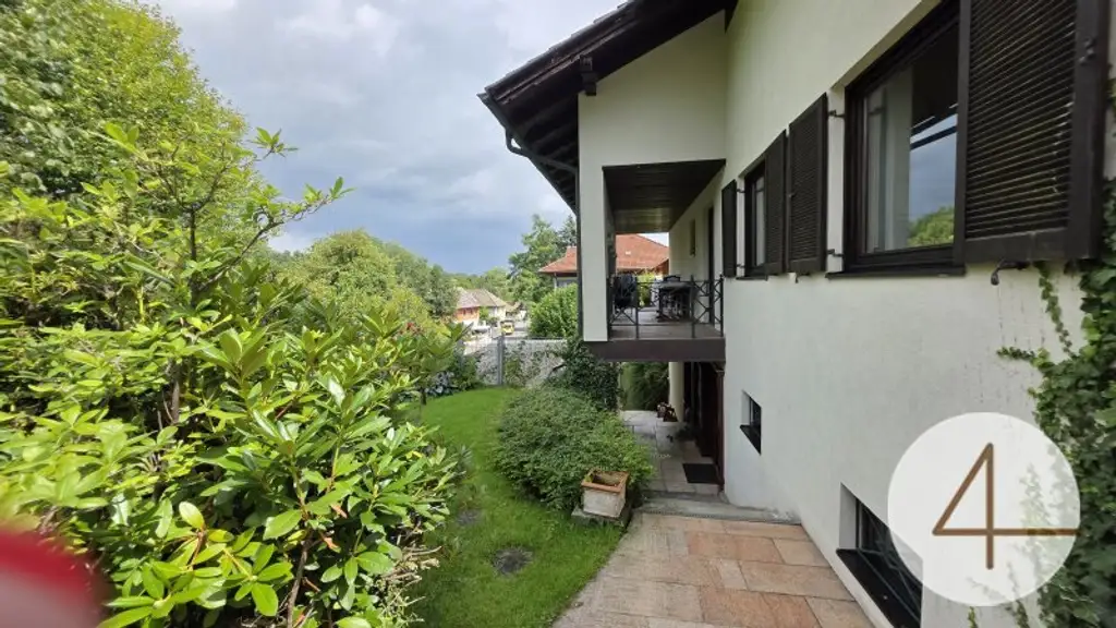 Exklusives Wohnhaus mit Pool, PV-Anlage & Traumgarten!