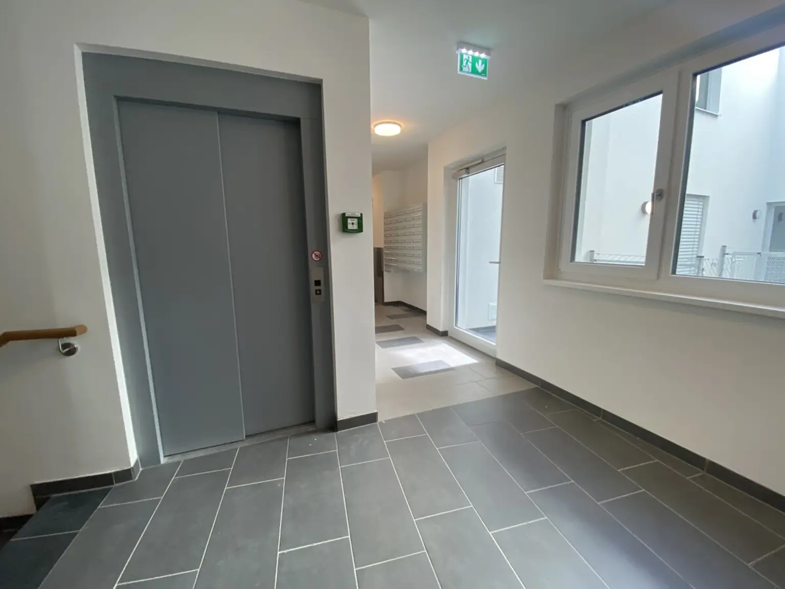 2 Zimmer Wohnung+Loggia =DAS LAURENZ= Erstbezug - 1 Bedroom+ Loggia  U3