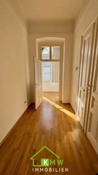 Nähe Landstraße: wunderschöne, sanierte Altbauwohnung im Zentrum