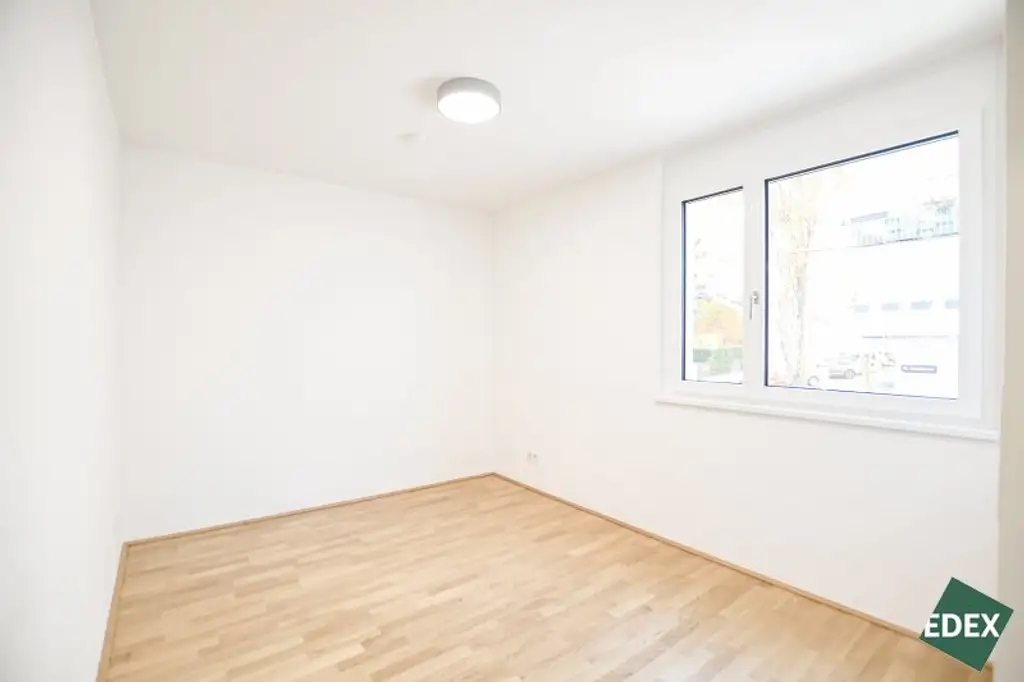 Erstbezug mit Blick über Wien: Traumhafte 3-Zimmer-Wohnung mit Terrasse und Garten