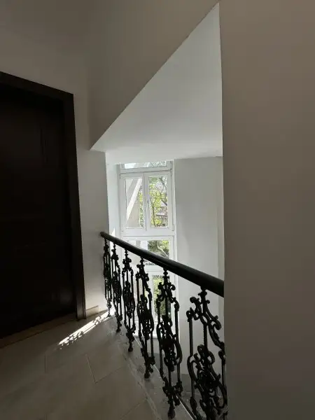 Moderne 3-Zimmer-Wohnung mit bewilligtem Balkon im Herzen des 9. Bezirks