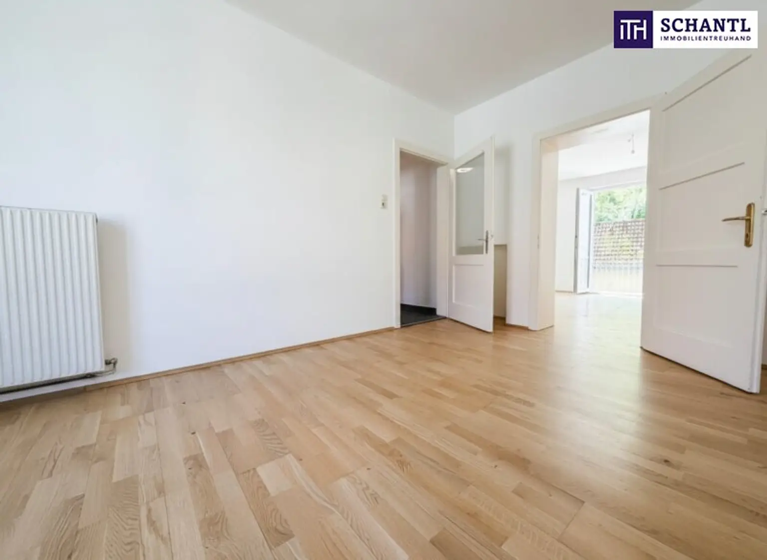 Wohnzimmer & Schlafzimmer
