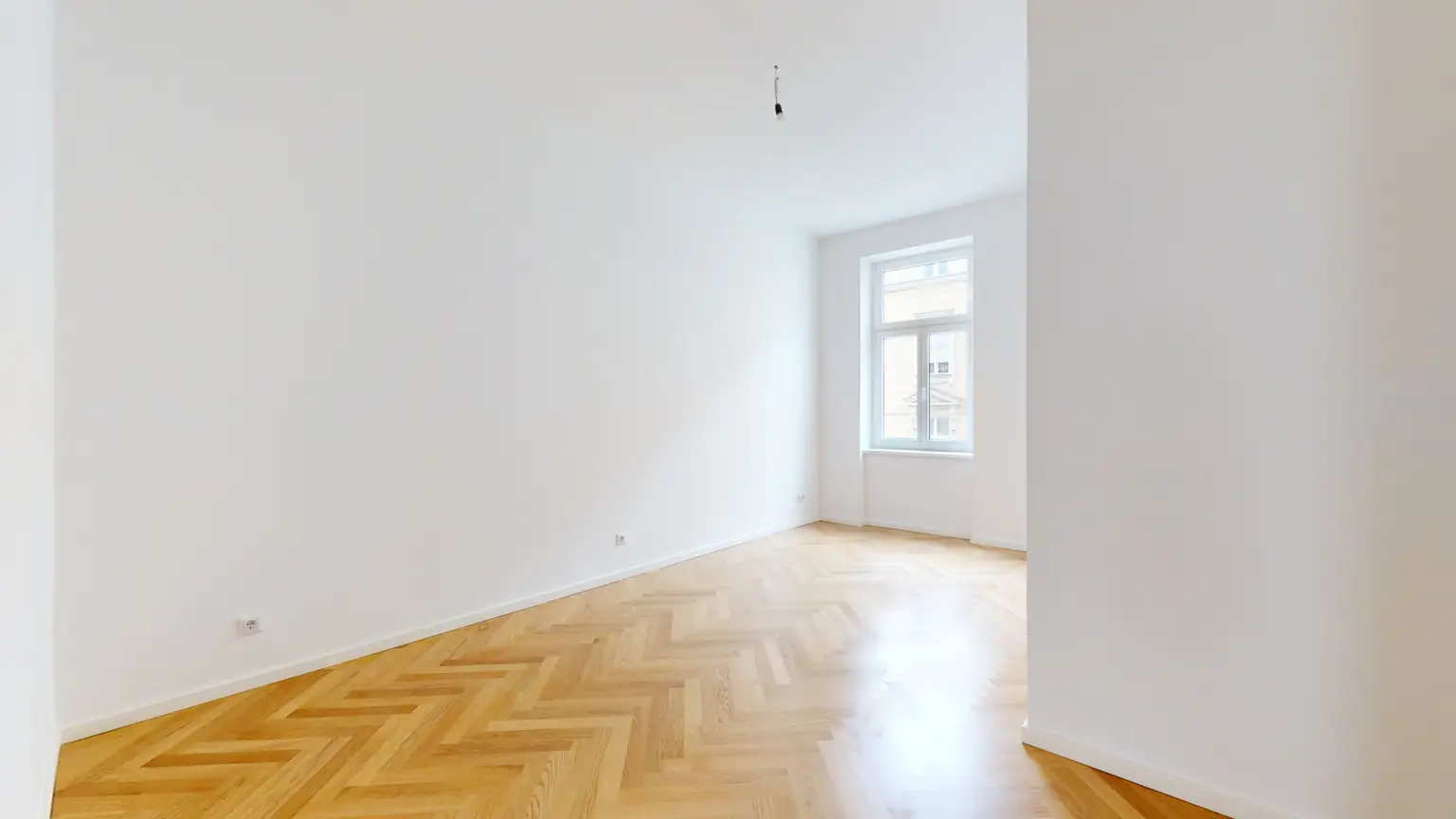 "Urban Oasis" - Charmante Altbaustil-Wohnung mit Balkon und Erker