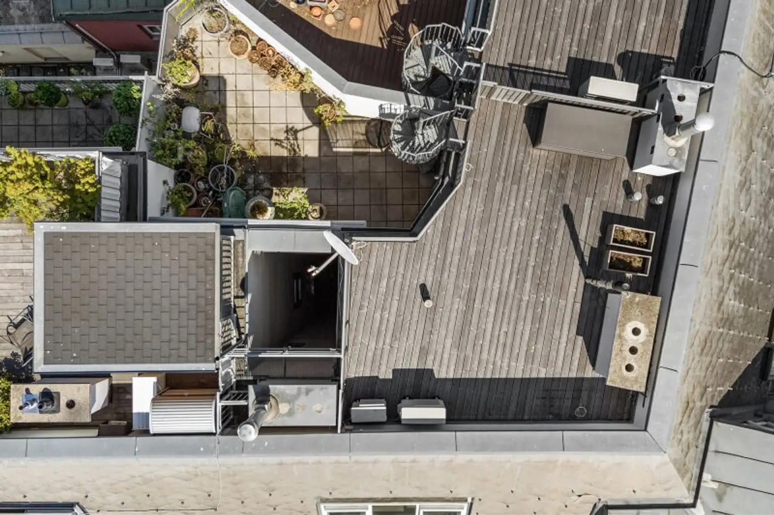 Licht Luft Luxus - Exklusive Dachgeschoss-Maisonette mit Terrassen & 360° Panoramablick