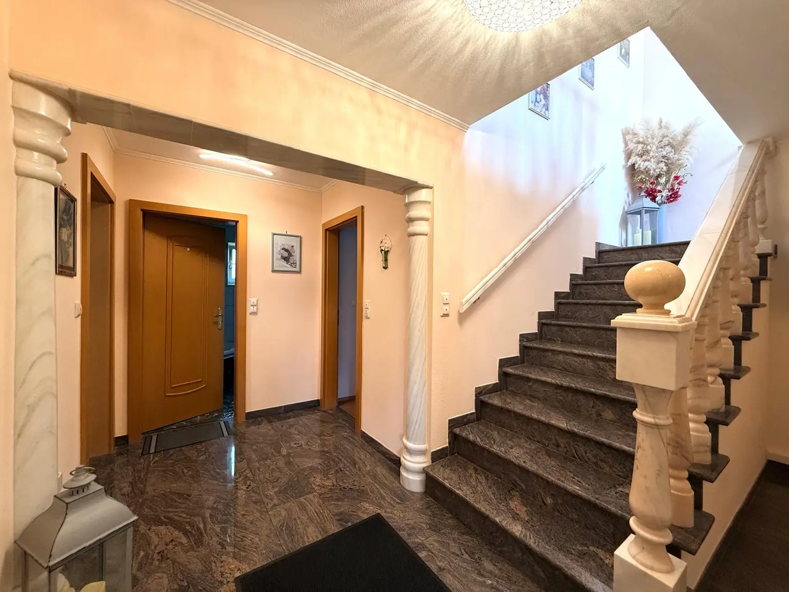Stiegenhaus EG