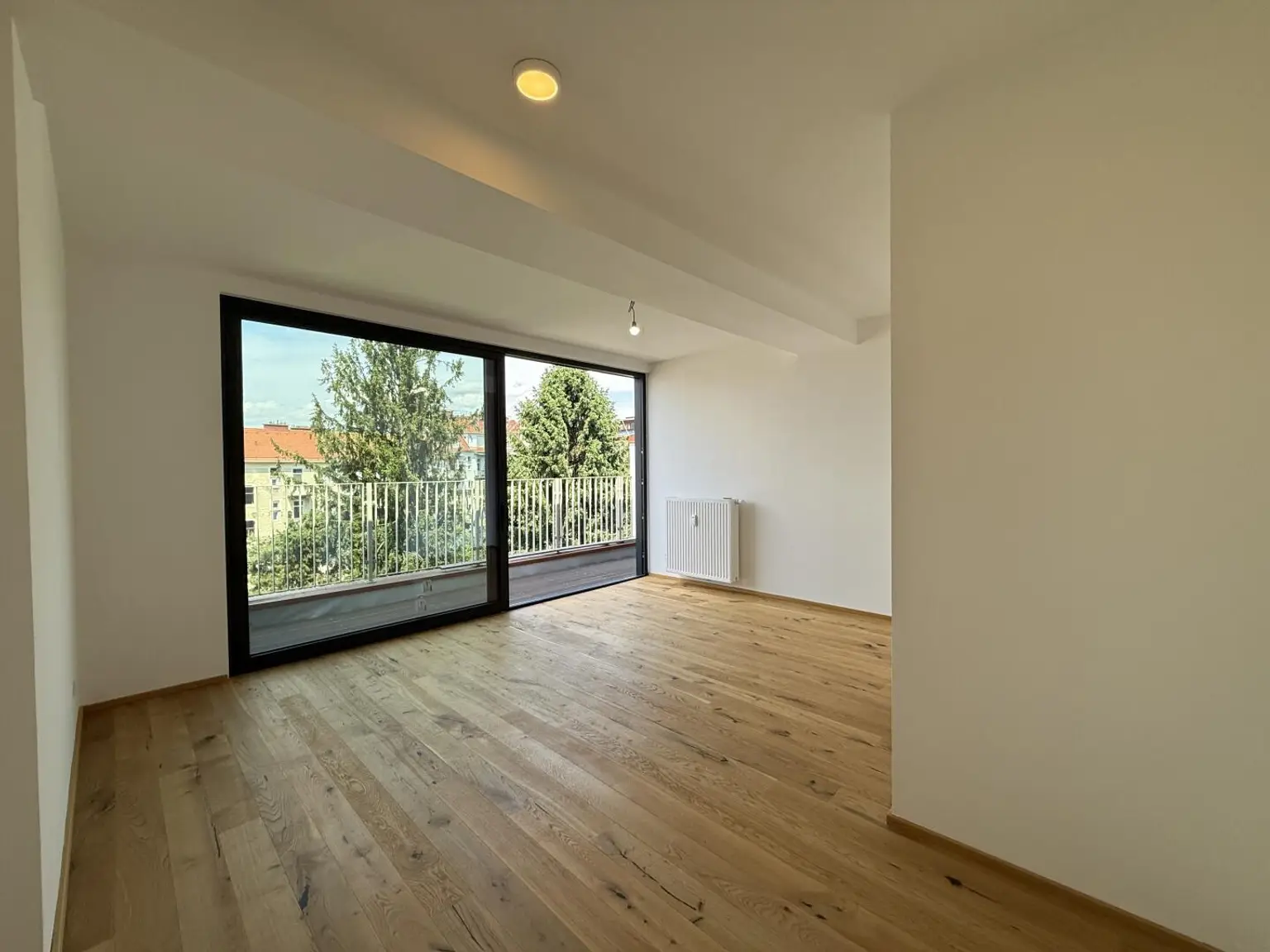 Erstbezug: Moderne Dachgeschosswohnung mit Balkon und Lift in begehrter Lage nahe dem Lendplatz K6/11