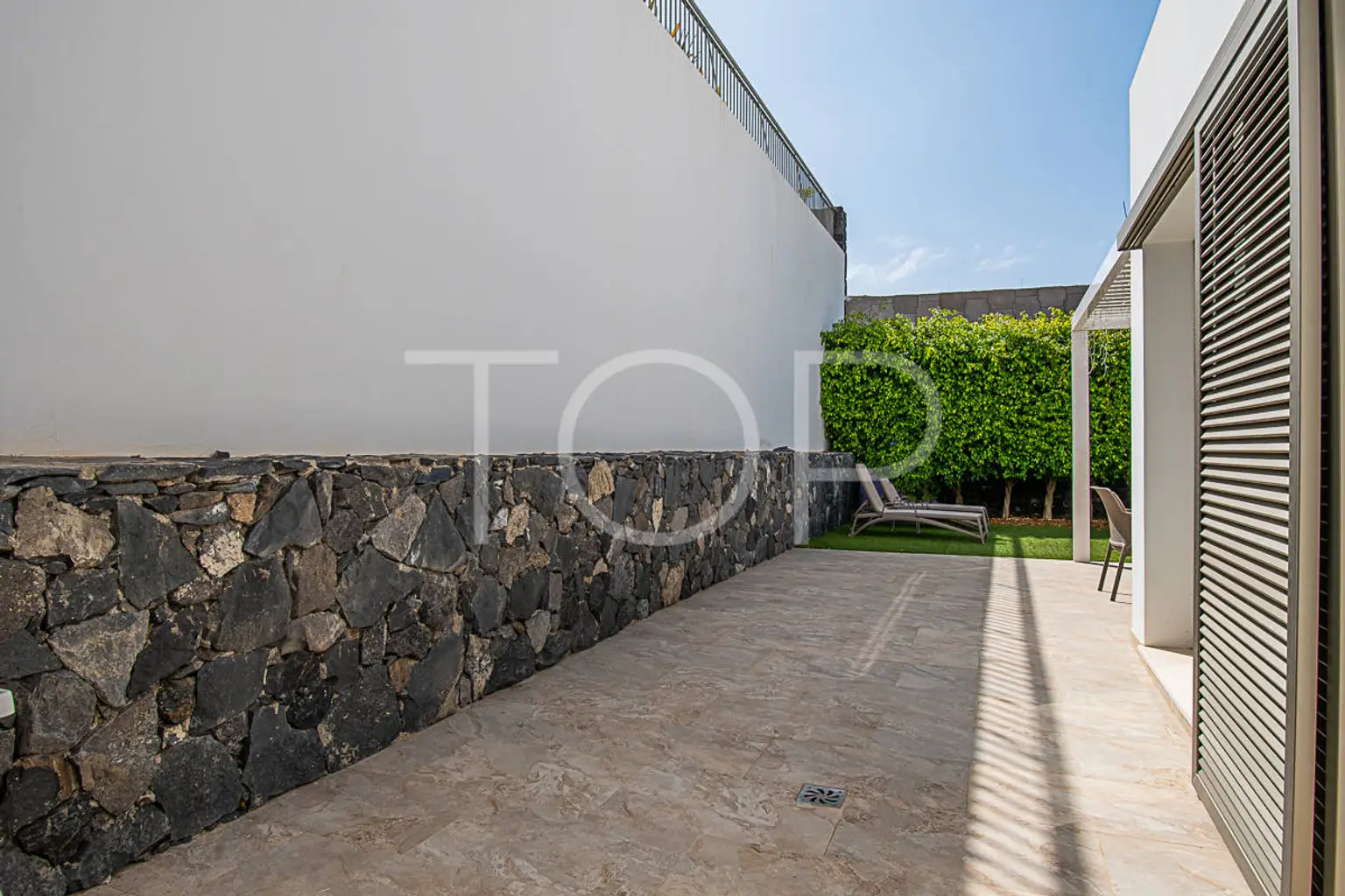 Apartament-La-Caleta-Backyard-Tenerife