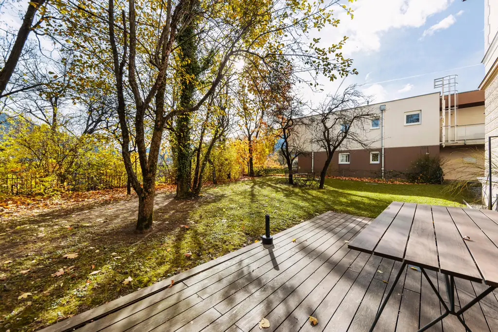 Einzigartig! Wunderschöne Designer-Wohnung mit Baurecht