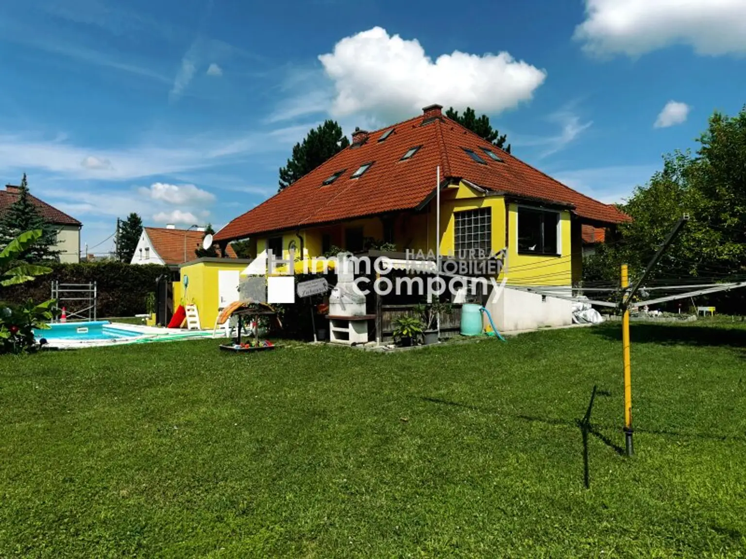 Sonniges Eckgrundstück mit Altbestand – großes Potenzial in ruhiger Nachbarschaft!