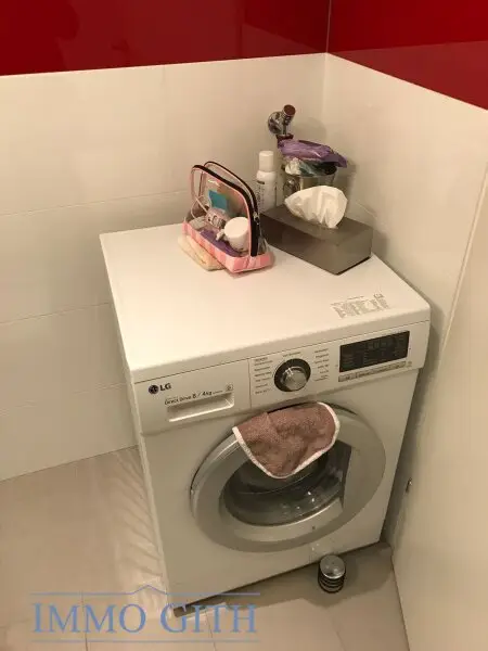 MODERNE & HELLE CA. 45 m² GROSSE 2-ZIMMER-WOHNUNG MIT LIFT, KELLERABTEIL IN DER RÖMERGASSE (1160 WIEN) ZU MIETEN!