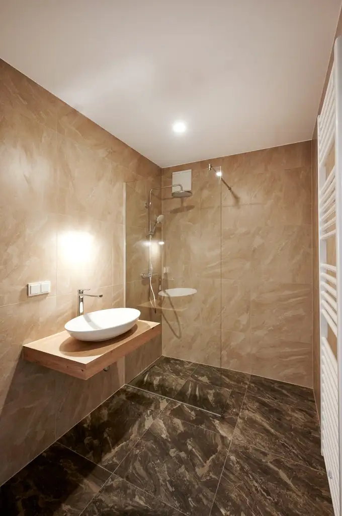 Naturnah wohnen, stadtnah leben – Ihre 3-Zimmer-Loggiawohnung 
mit Wohlfühlfaktor! ERSTBEZUG!