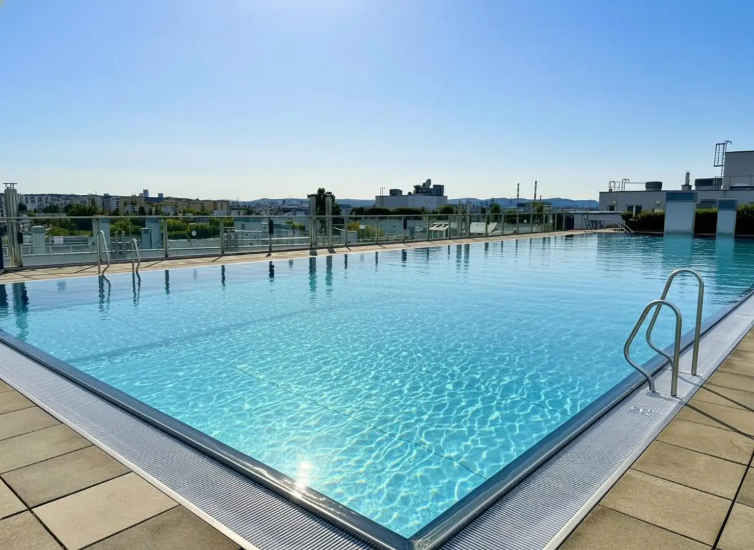 Gemeinschafts-Swimmingpool