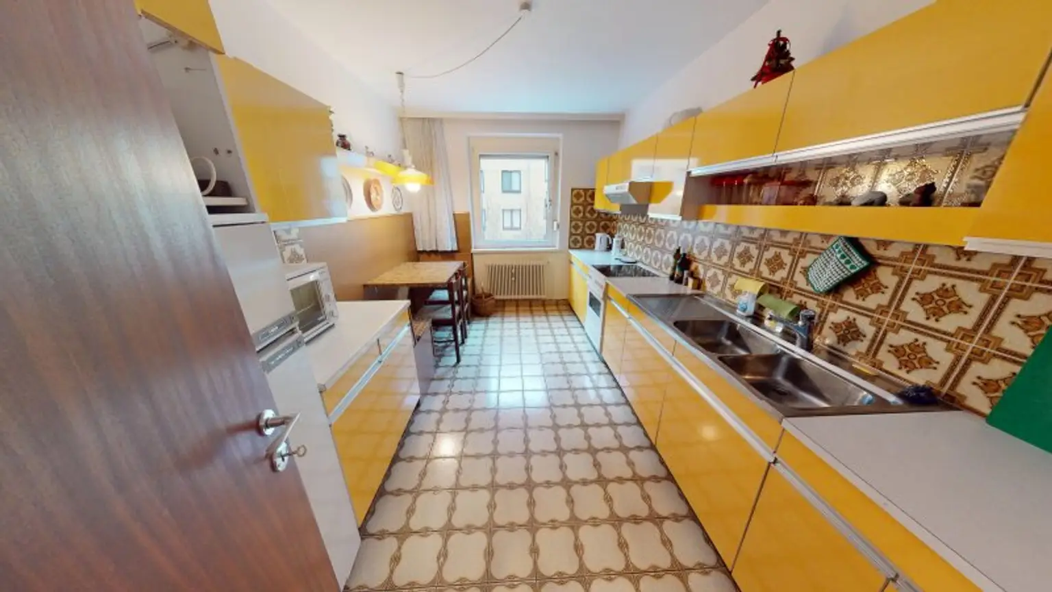 Charmante 3-Zimmer-Wohnung mit Loggia und Stellplatz in 1100 Wien – Jetzt zugreifen!