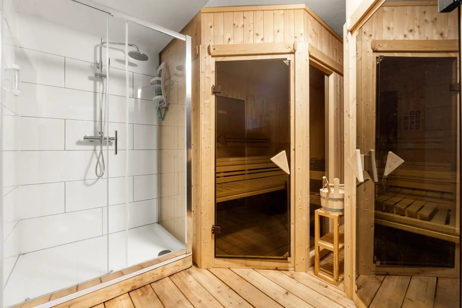 SAUNA