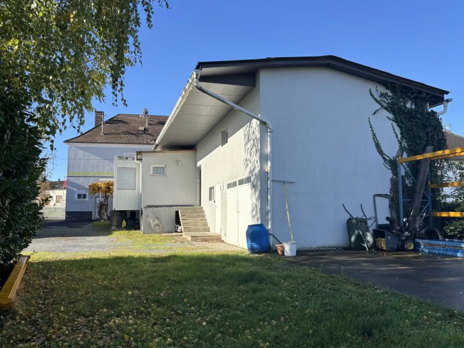 "" RAUMWUNDER "" Neuberg - Bezugsbereiter Familienhit mit ausreichend Platz und tollem Grundstück !!