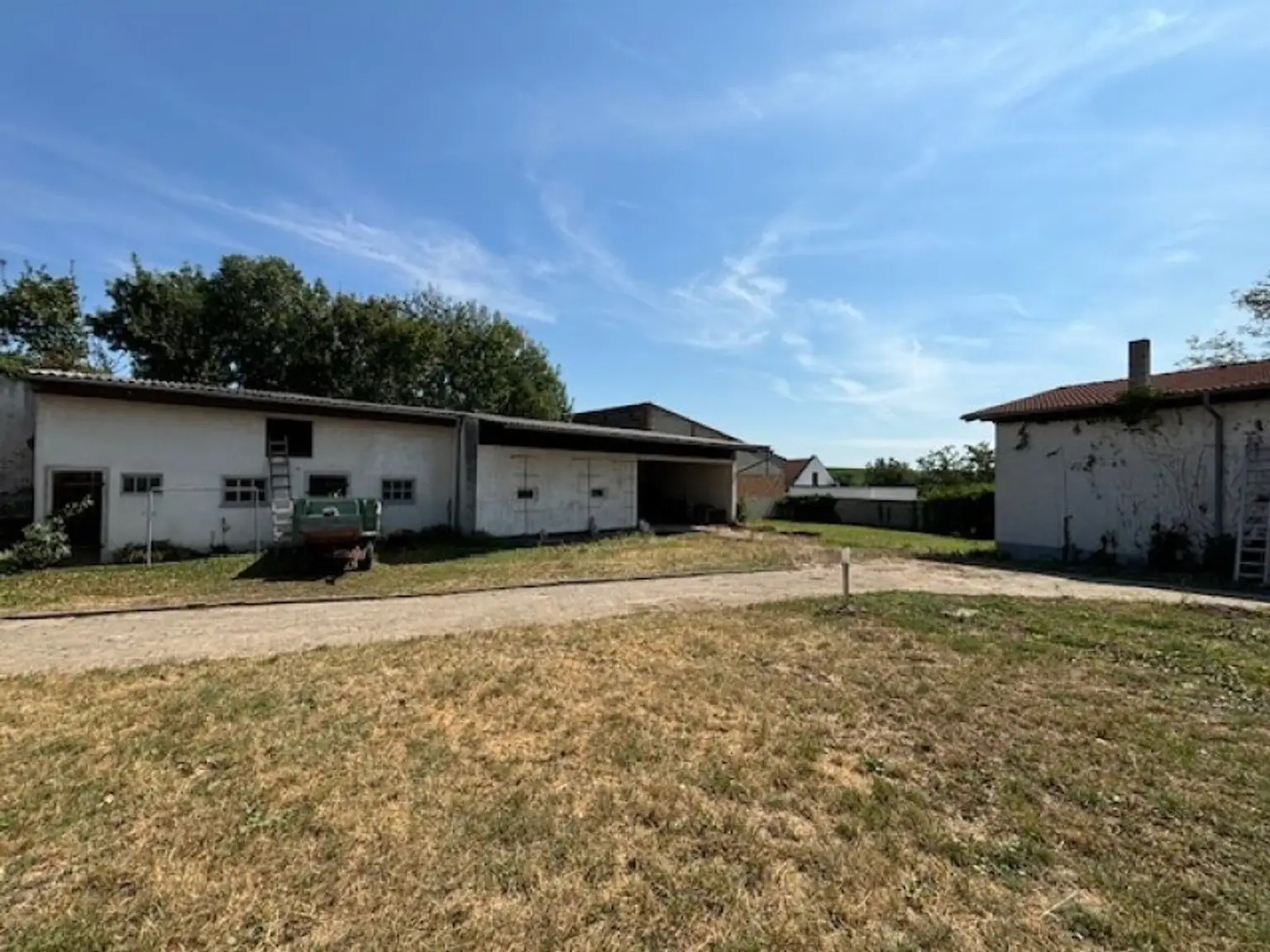 perfekt für Investoren bzw. Bauträger! - Traumhaftes Mehrfamilienhaus in Gols