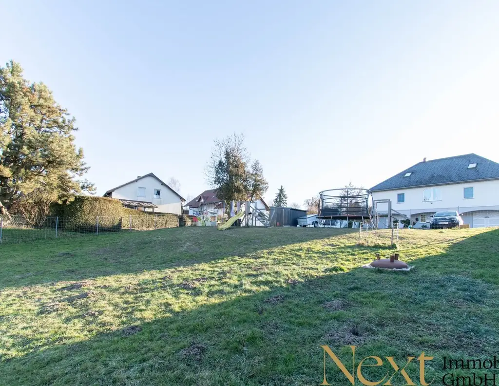 Ruhig gelegenes Grundstück für Ihr Eigenheim in Hinzenbach (Kalköfen) zu verkaufen!