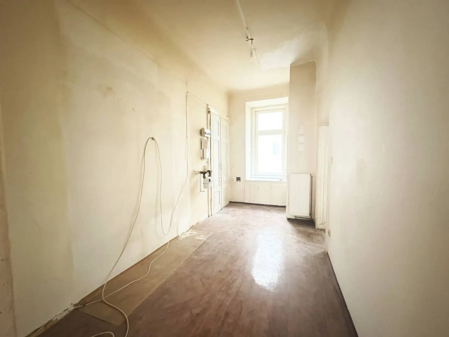 3 Zimmer Wohnung in Top Lage - 
Nahe altes AKH und Rathaus