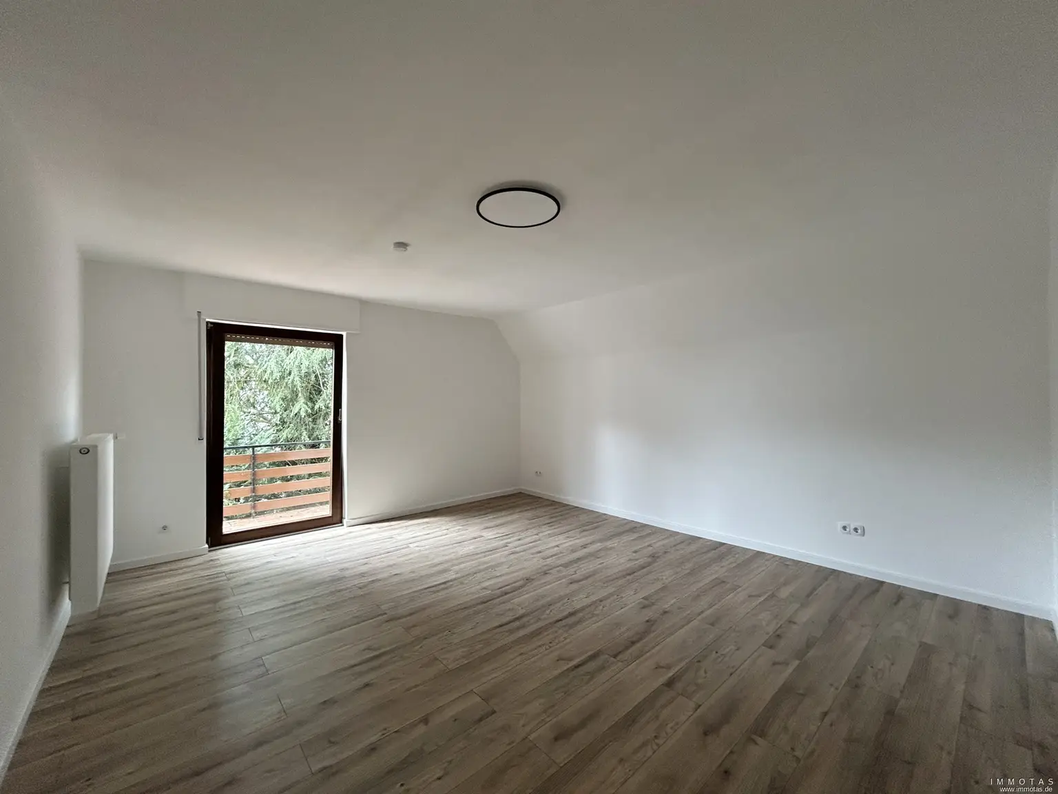Zimmer 1 DG