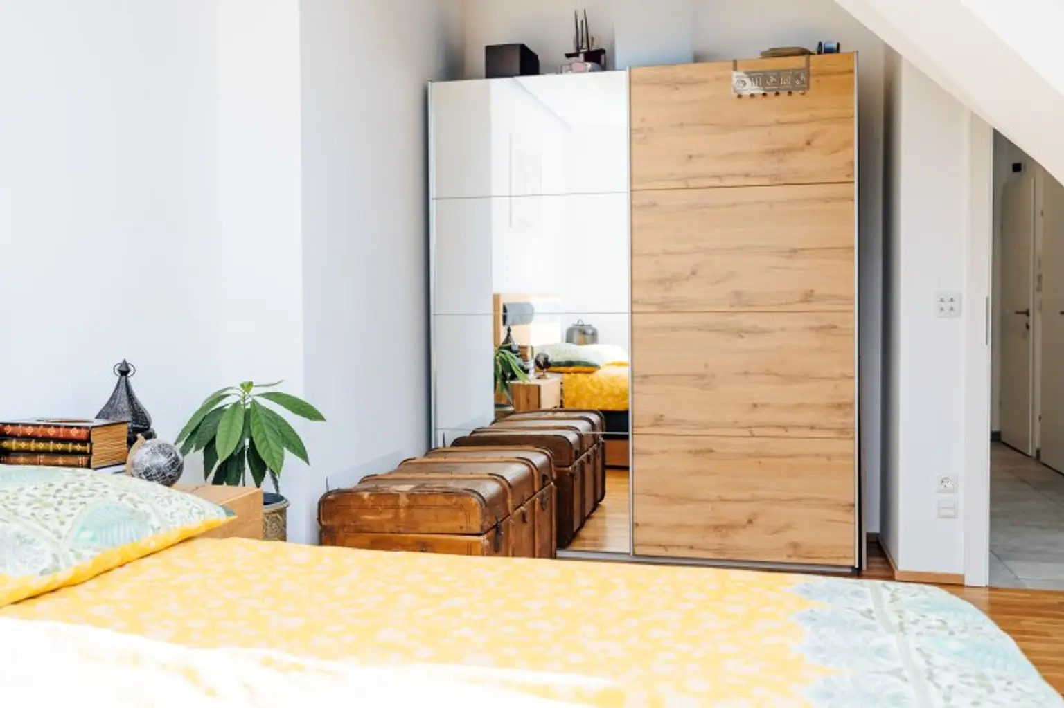 SMART-LIVING I STYLISCHES PENTHOUSE I KLIMA I SONNENTERRASSE I OFFENE DESIGN-KÜCHE I ELEGANTES BAD MIT REGENDUSCHE I
