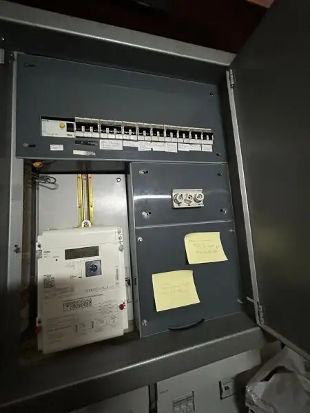 2776 m² Grund + Charmantes Einfamilienhaus im Sonnigen  Himmelberg mit Garten, + Garage & Werkstatt für 199.000 €